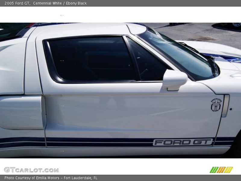 Centennial White / Ebony Black 2005 Ford GT