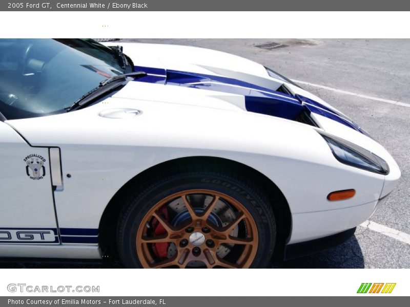Centennial White / Ebony Black 2005 Ford GT