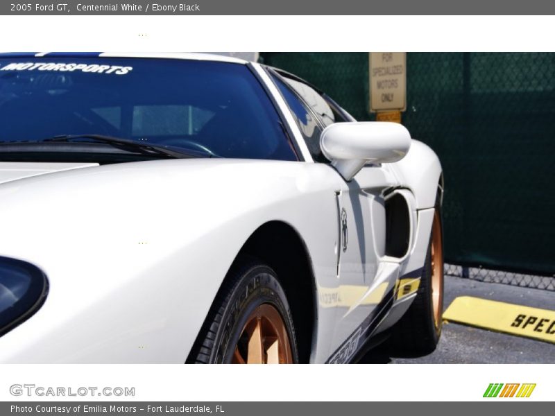 Centennial White / Ebony Black 2005 Ford GT