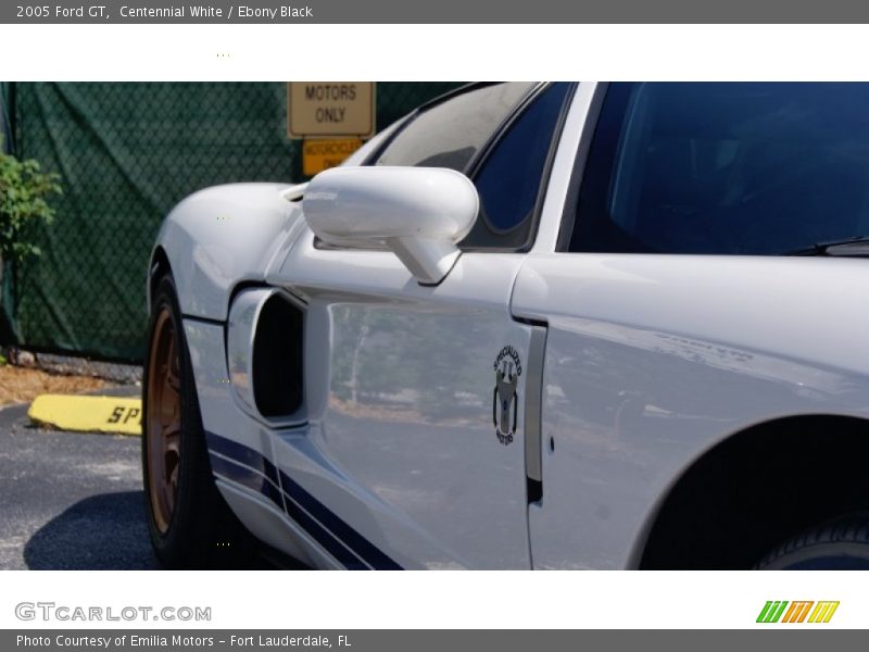 Centennial White / Ebony Black 2005 Ford GT