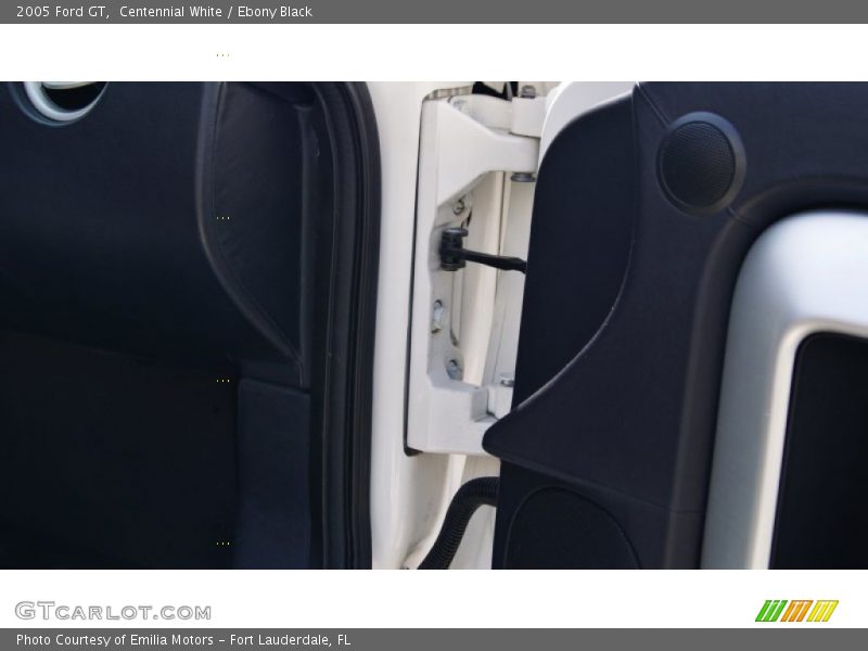 Centennial White / Ebony Black 2005 Ford GT