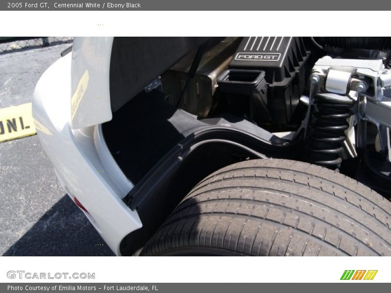 Centennial White / Ebony Black 2005 Ford GT