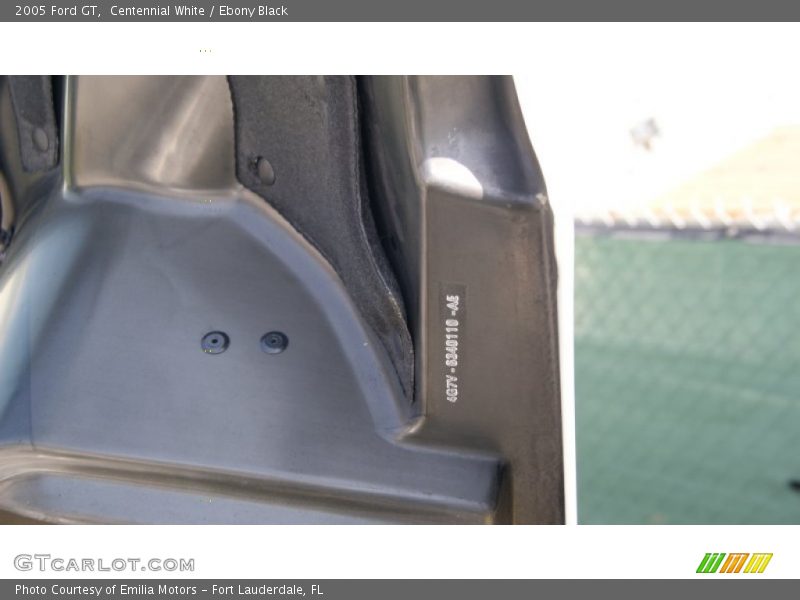 Centennial White / Ebony Black 2005 Ford GT