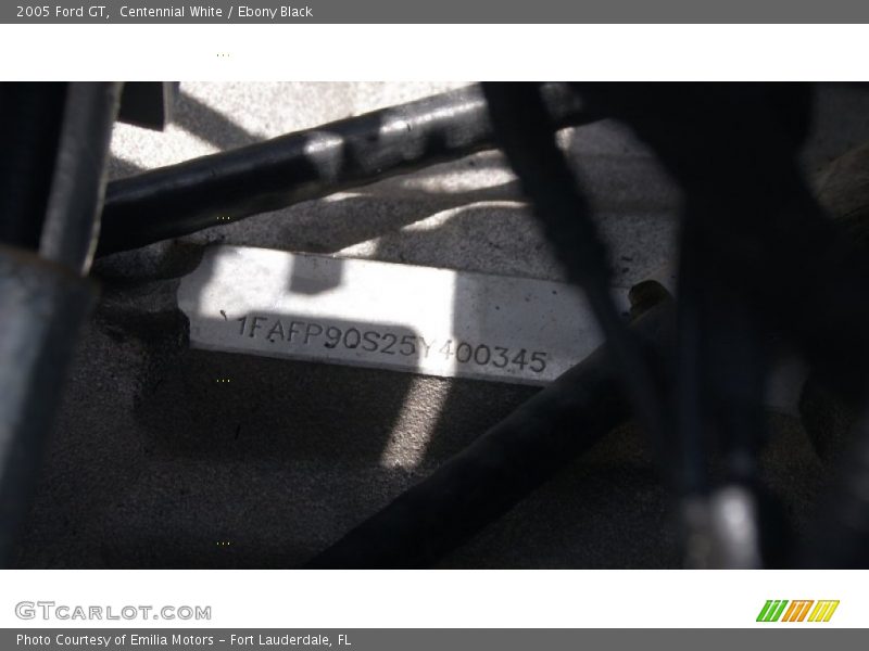 Centennial White / Ebony Black 2005 Ford GT