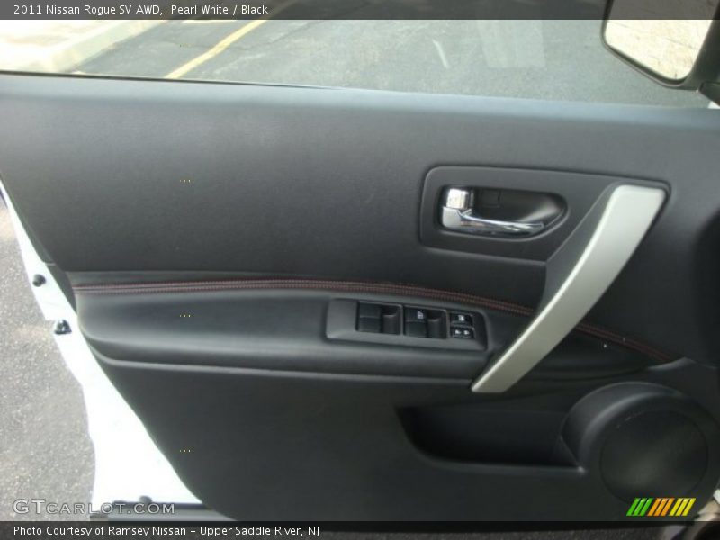 Pearl White / Black 2011 Nissan Rogue SV AWD