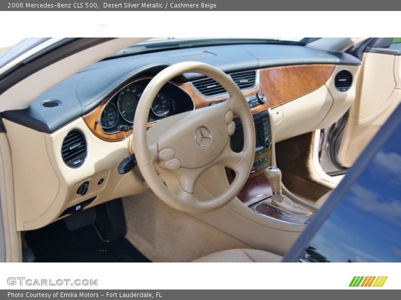Desert Silver Metallic / Cashmere Beige 2006 Mercedes-Benz CLS 500