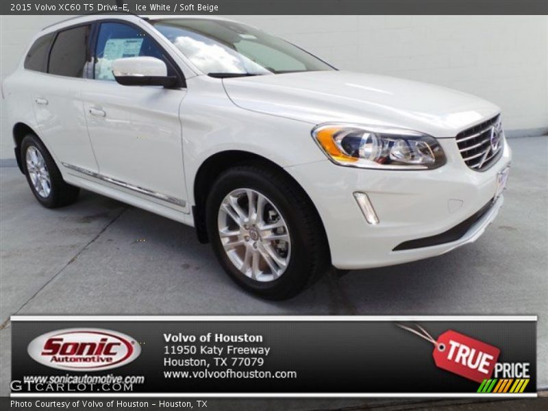 Ice White / Soft Beige 2015 Volvo XC60 T5 Drive-E