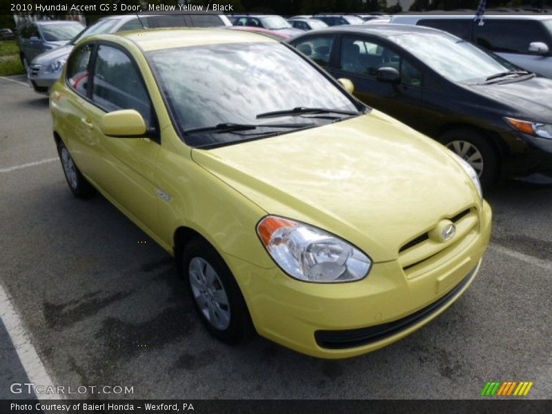 Mellow Yellow / Black 2010 Hyundai Accent GS 3 Door