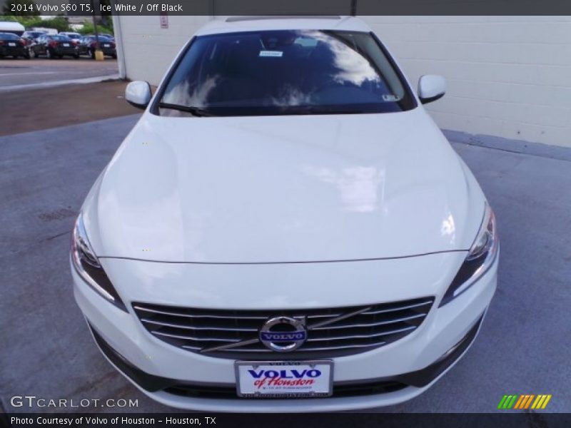 Ice White / Off Black 2014 Volvo S60 T5