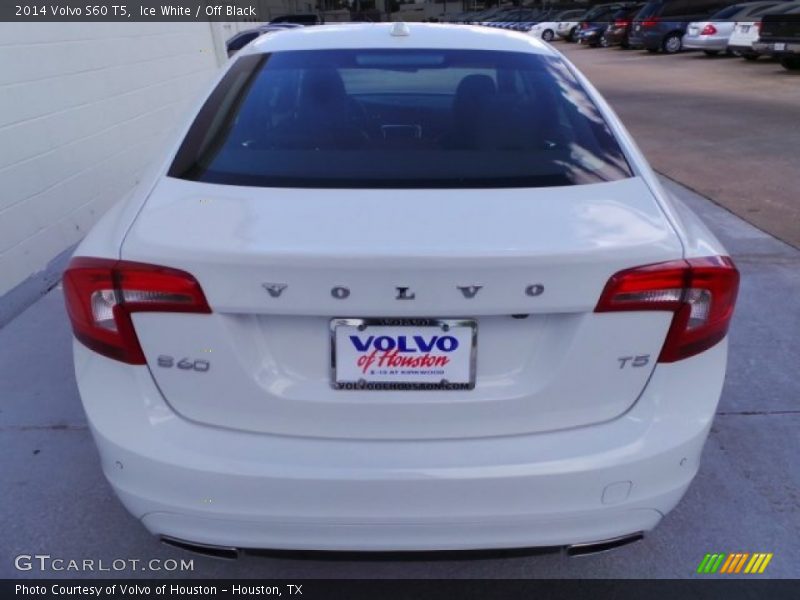 Ice White / Off Black 2014 Volvo S60 T5