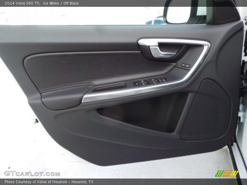 Ice White / Off Black 2014 Volvo S60 T5