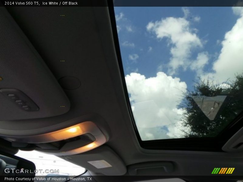 Ice White / Off Black 2014 Volvo S60 T5