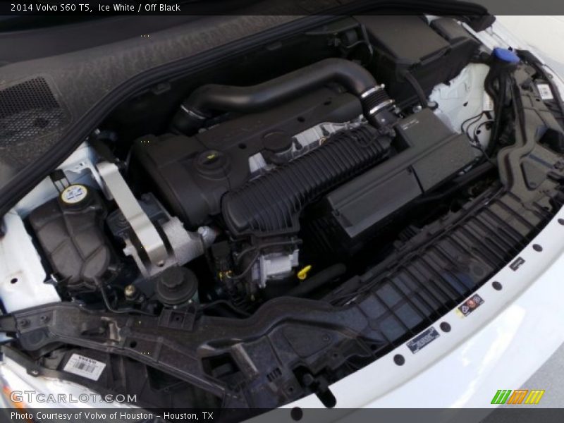 Ice White / Off Black 2014 Volvo S60 T5