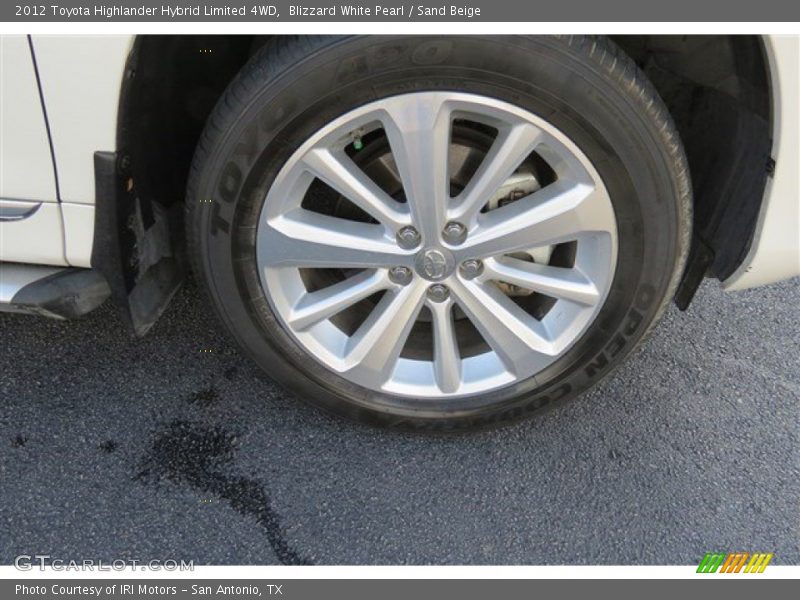 Blizzard White Pearl / Sand Beige 2012 Toyota Highlander Hybrid Limited 4WD