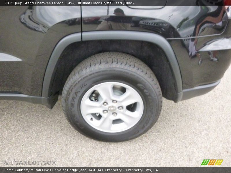 Brilliant Black Crystal Pearl / Black 2015 Jeep Grand Cherokee Laredo E 4x4