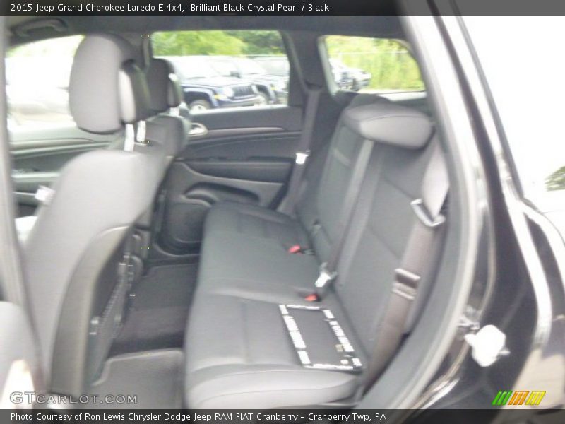 Brilliant Black Crystal Pearl / Black 2015 Jeep Grand Cherokee Laredo E 4x4