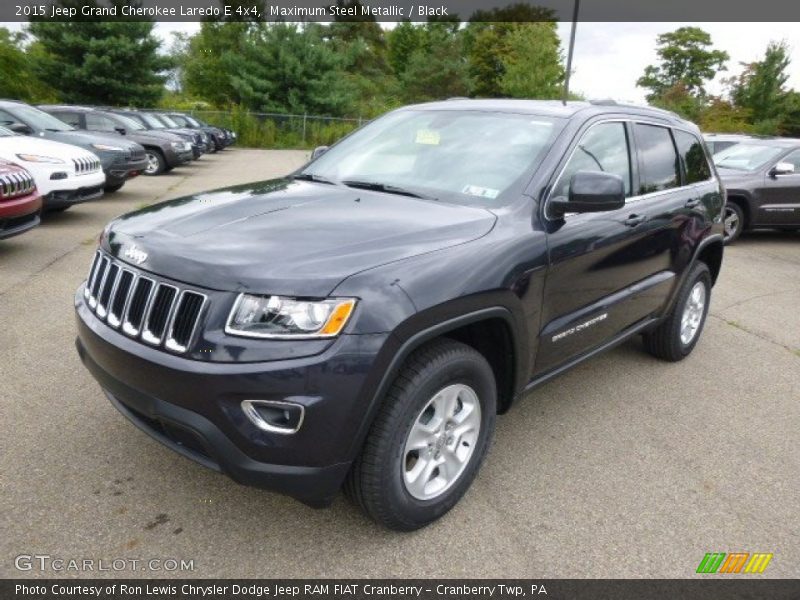 Maximum Steel Metallic / Black 2015 Jeep Grand Cherokee Laredo E 4x4