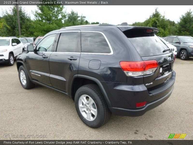 Maximum Steel Metallic / Black 2015 Jeep Grand Cherokee Laredo E 4x4