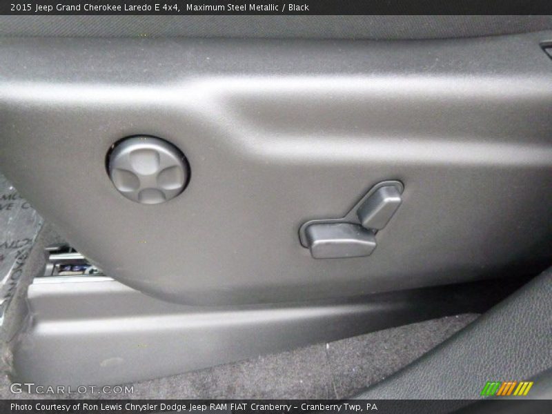 Maximum Steel Metallic / Black 2015 Jeep Grand Cherokee Laredo E 4x4