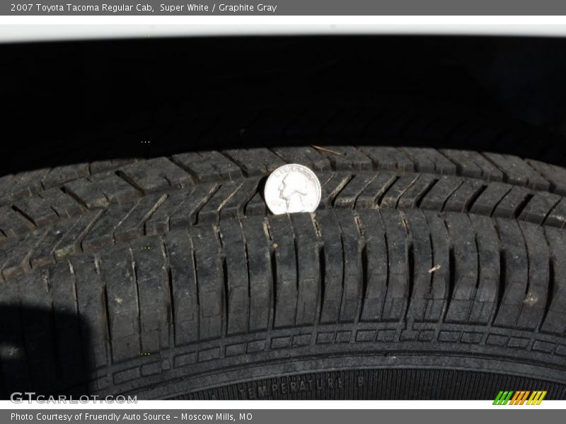 Super White / Graphite Gray 2007 Toyota Tacoma Regular Cab