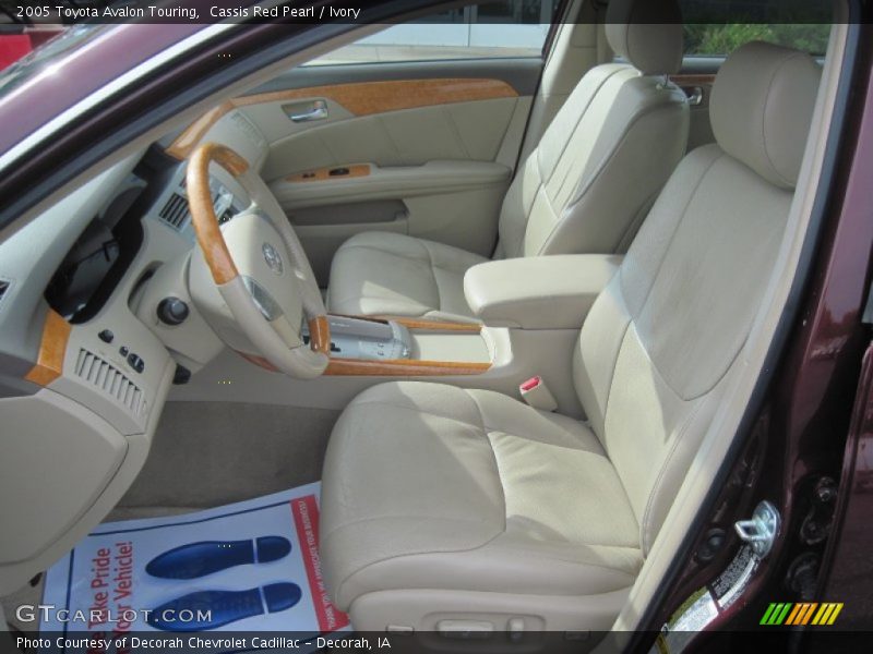 Cassis Red Pearl / Ivory 2005 Toyota Avalon Touring
