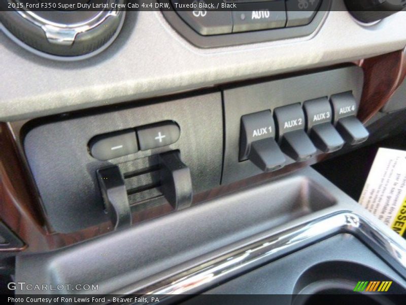 Tuxedo Black / Black 2015 Ford F350 Super Duty Lariat Crew Cab 4x4 DRW