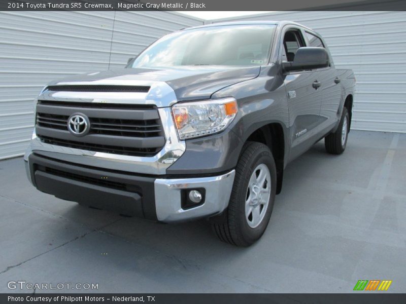 Magnetic Gray Metallic / Black 2014 Toyota Tundra SR5 Crewmax