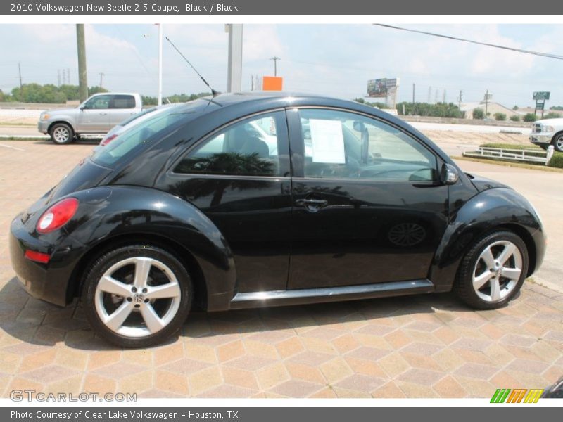 Black / Black 2010 Volkswagen New Beetle 2.5 Coupe