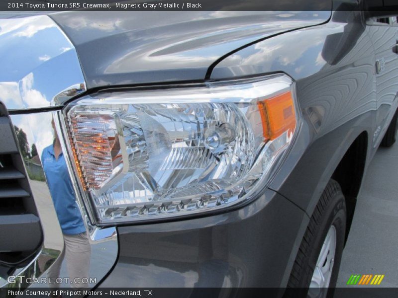 Magnetic Gray Metallic / Black 2014 Toyota Tundra SR5 Crewmax