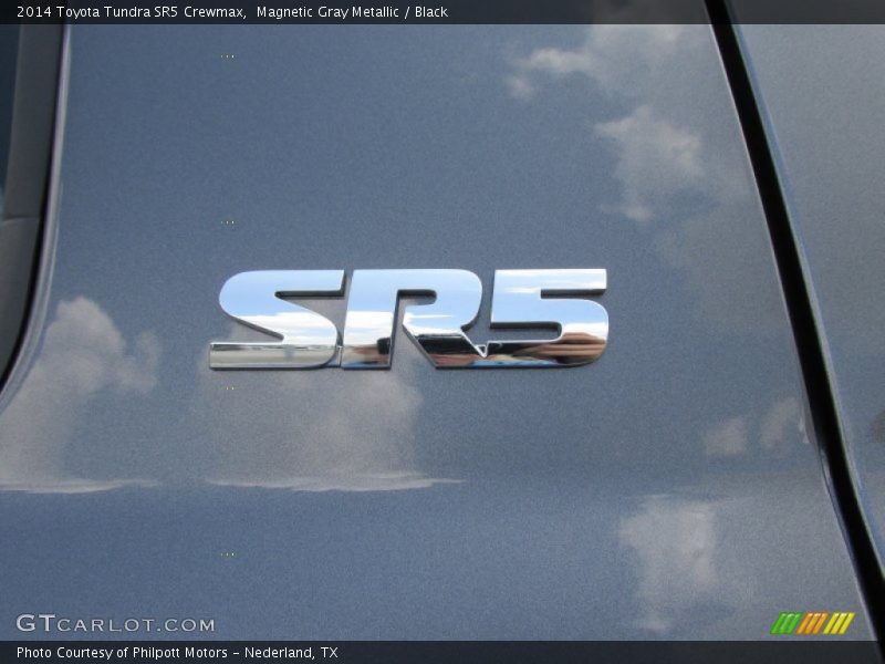 Magnetic Gray Metallic / Black 2014 Toyota Tundra SR5 Crewmax