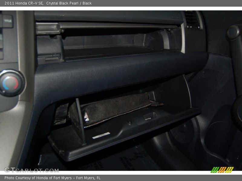 Crystal Black Pearl / Black 2011 Honda CR-V SE