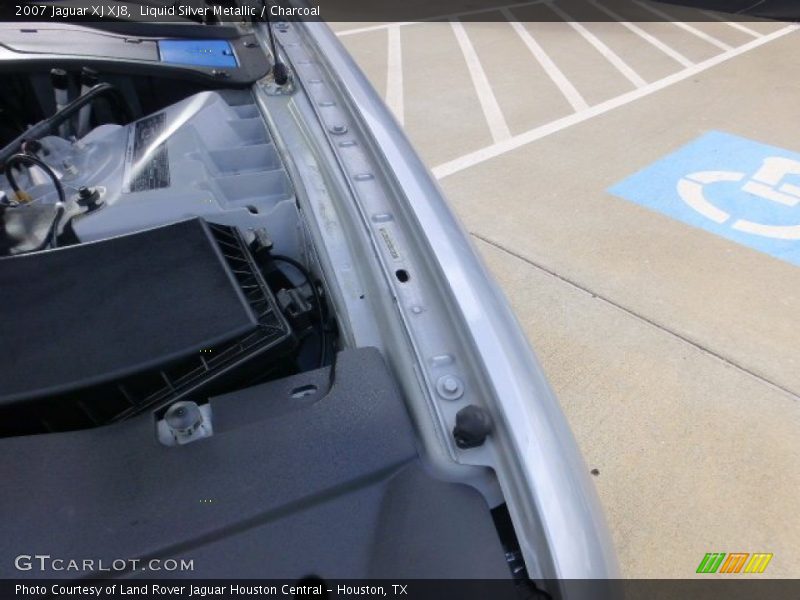 Liquid Silver Metallic / Charcoal 2007 Jaguar XJ XJ8