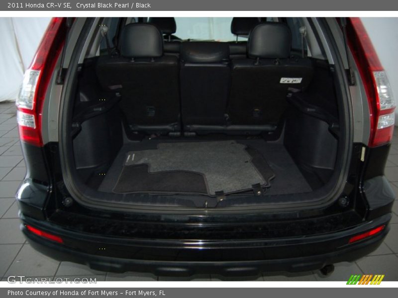 Crystal Black Pearl / Black 2011 Honda CR-V SE