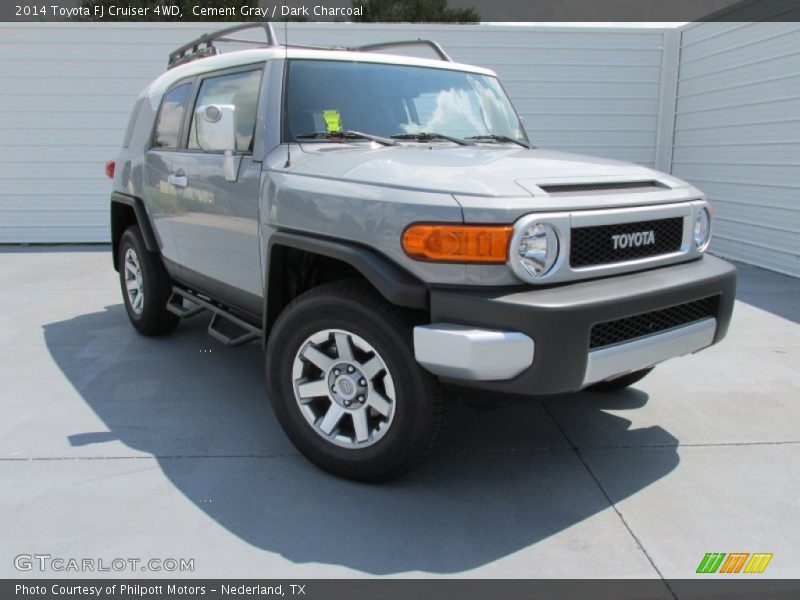 Cement Gray / Dark Charcoal 2014 Toyota FJ Cruiser 4WD