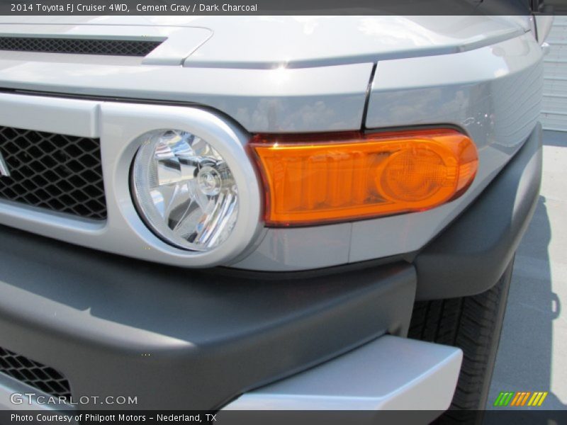 Cement Gray / Dark Charcoal 2014 Toyota FJ Cruiser 4WD