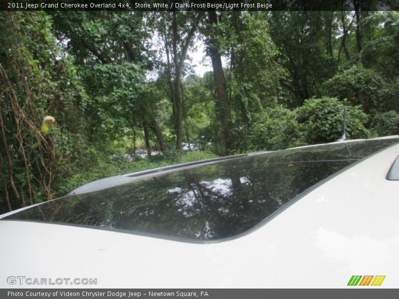 Stone White / Dark Frost Beige/Light Frost Beige 2011 Jeep Grand Cherokee Overland 4x4