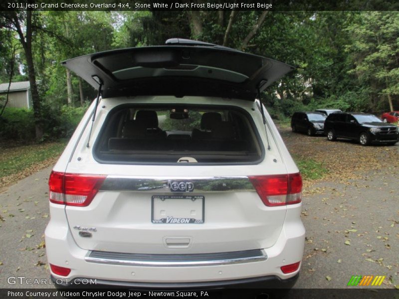 Stone White / Dark Frost Beige/Light Frost Beige 2011 Jeep Grand Cherokee Overland 4x4