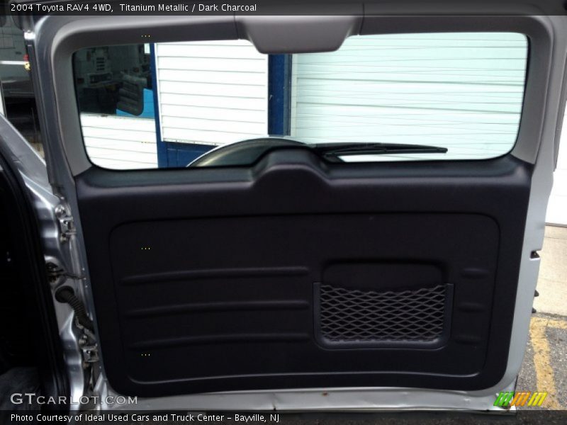 Titanium Metallic / Dark Charcoal 2004 Toyota RAV4 4WD