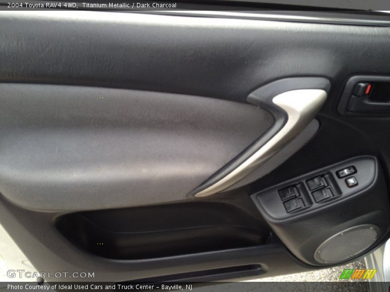 Titanium Metallic / Dark Charcoal 2004 Toyota RAV4 4WD