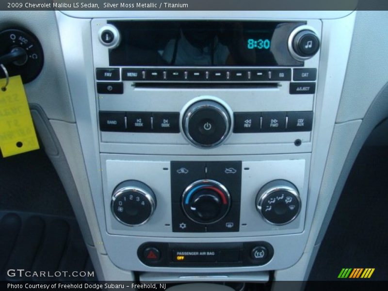 Silver Moss Metallic / Titanium 2009 Chevrolet Malibu LS Sedan