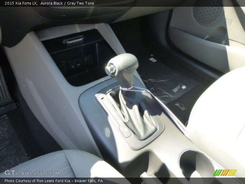 Aurora Black / Gray Two Tone 2015 Kia Forte LX