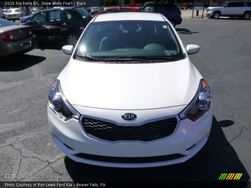 Snow White Pearl / Black 2015 Kia Forte EX