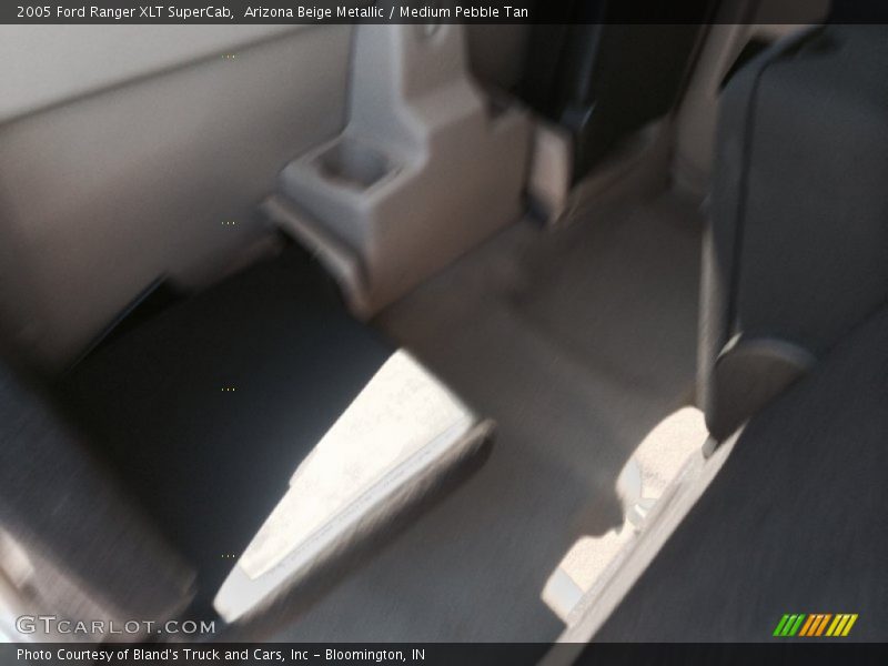 Arizona Beige Metallic / Medium Pebble Tan 2005 Ford Ranger XLT SuperCab