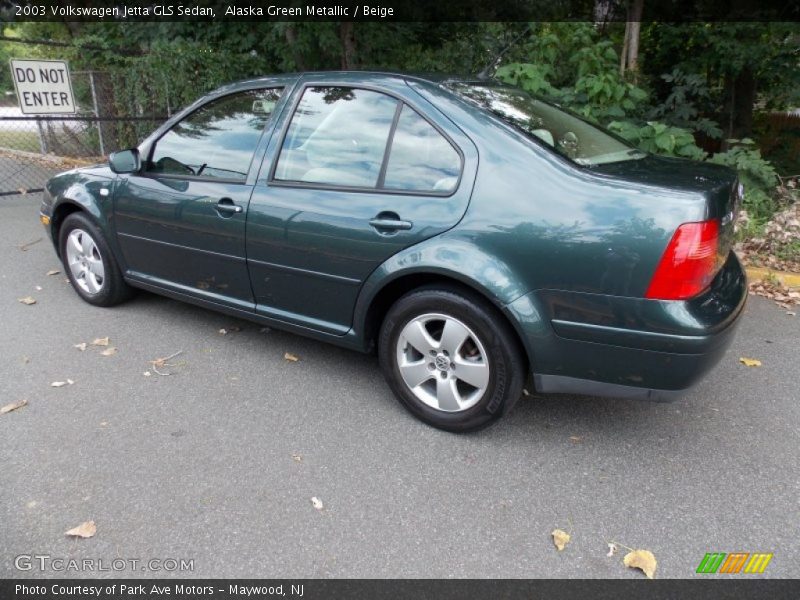 Alaska Green Metallic / Beige 2003 Volkswagen Jetta GLS Sedan