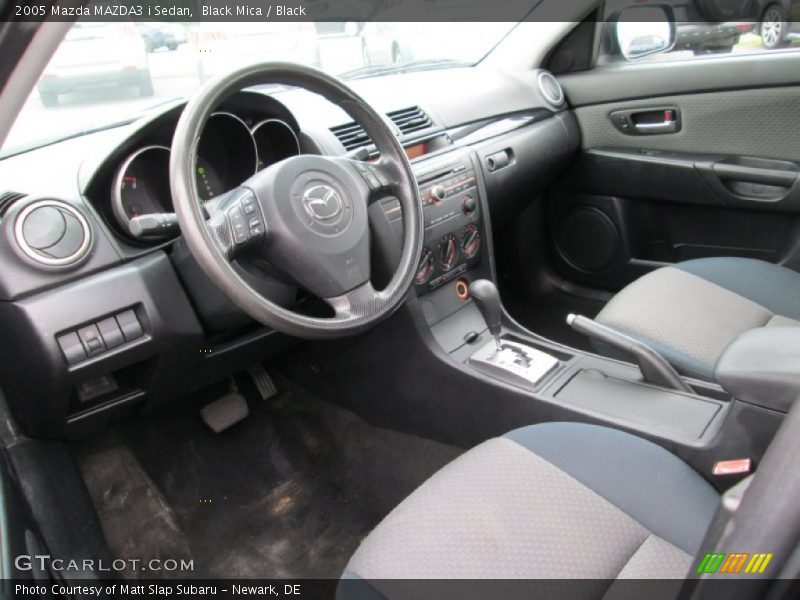 Black Mica / Black 2005 Mazda MAZDA3 i Sedan