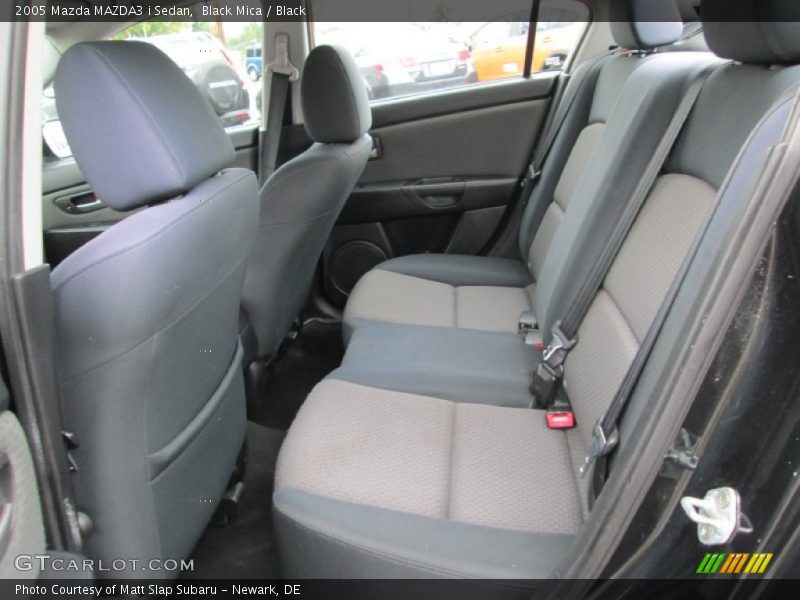 Black Mica / Black 2005 Mazda MAZDA3 i Sedan