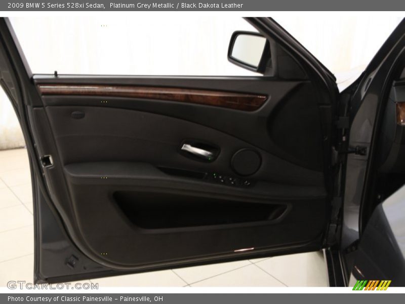 Platinum Grey Metallic / Black Dakota Leather 2009 BMW 5 Series 528xi Sedan