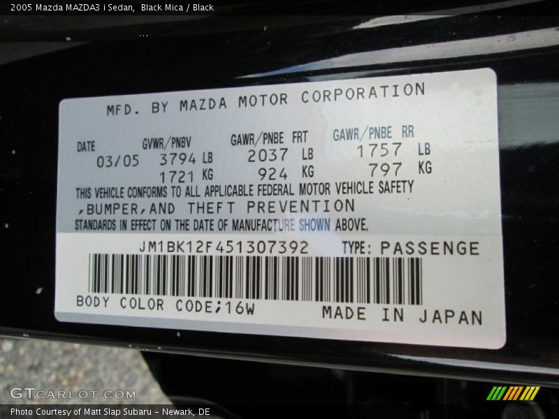 Black Mica / Black 2005 Mazda MAZDA3 i Sedan