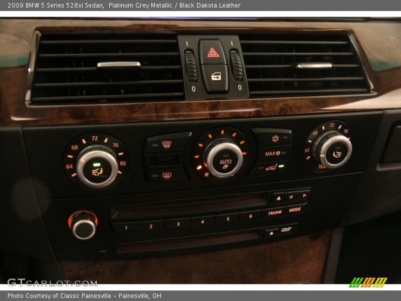 Platinum Grey Metallic / Black Dakota Leather 2009 BMW 5 Series 528xi Sedan