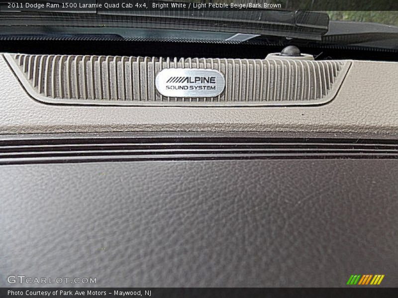 Bright White / Light Pebble Beige/Bark Brown 2011 Dodge Ram 1500 Laramie Quad Cab 4x4